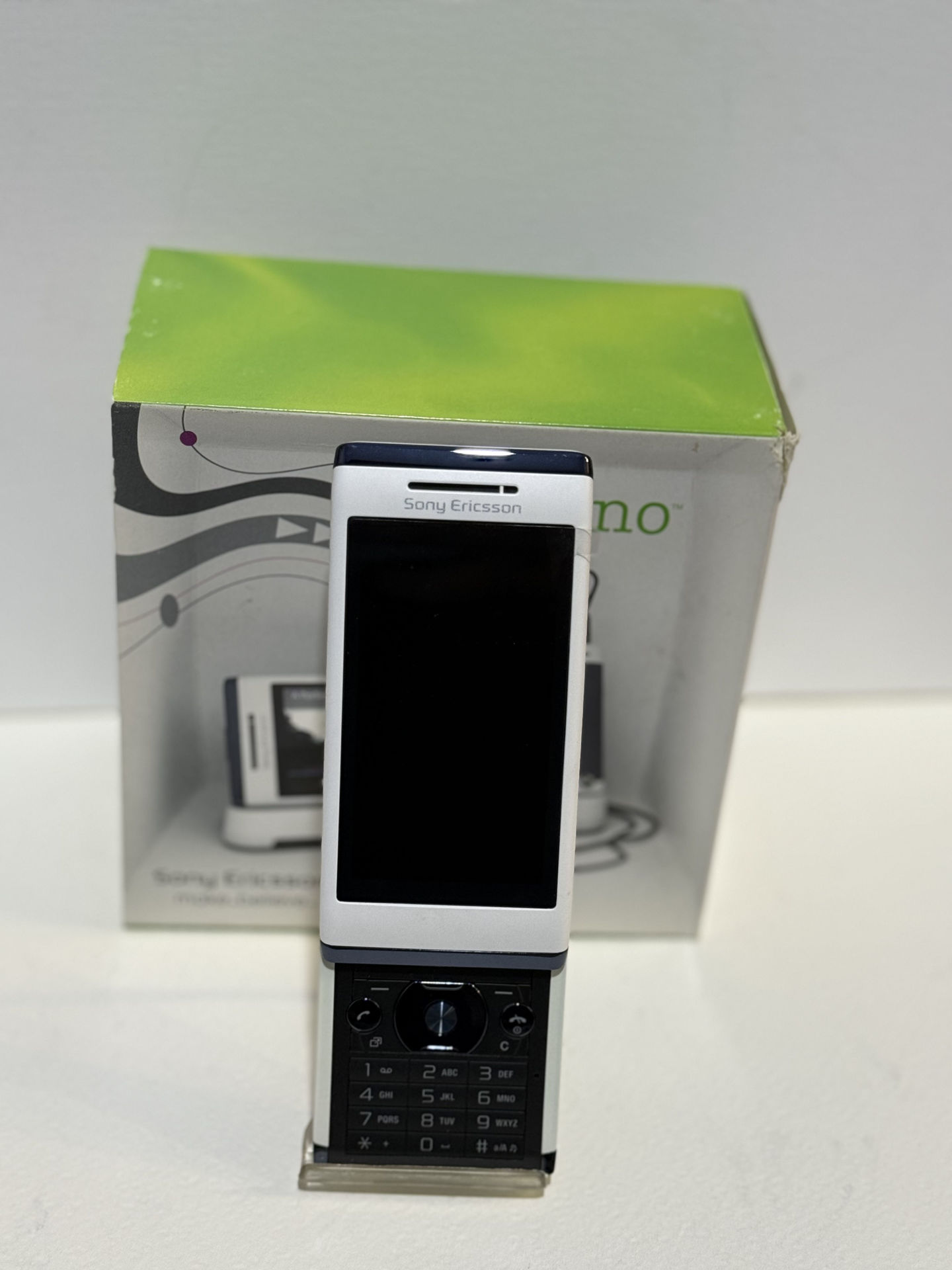 گوشی موبایل سونی اریکسونSONY ERICSSON AINO(آکبند)