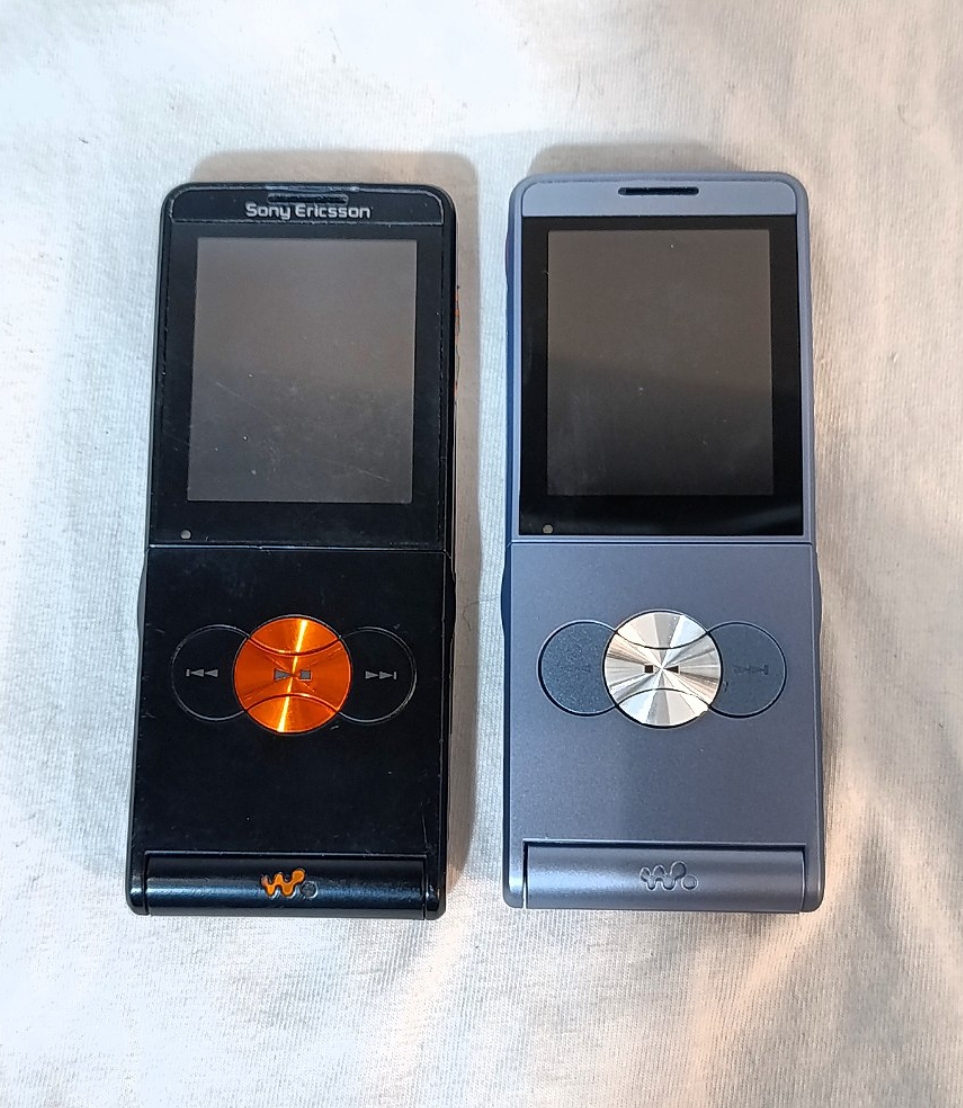 گوشی موبایل سونی اریکسونSONY ERICSSON W350i(ریجستر )