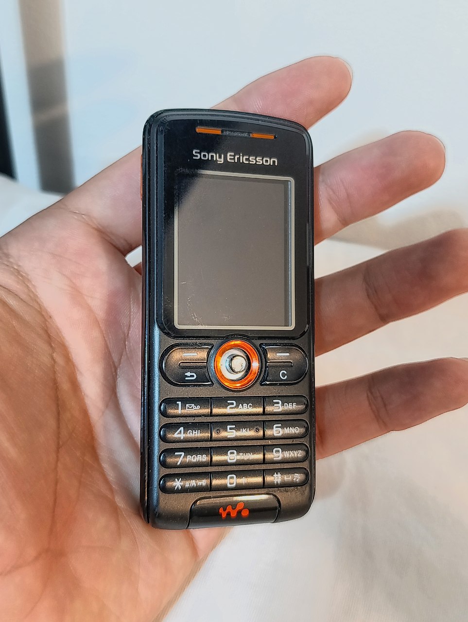گوشی موبایل سونی اریکسونSONY ERICSSON W200(ریجستر )