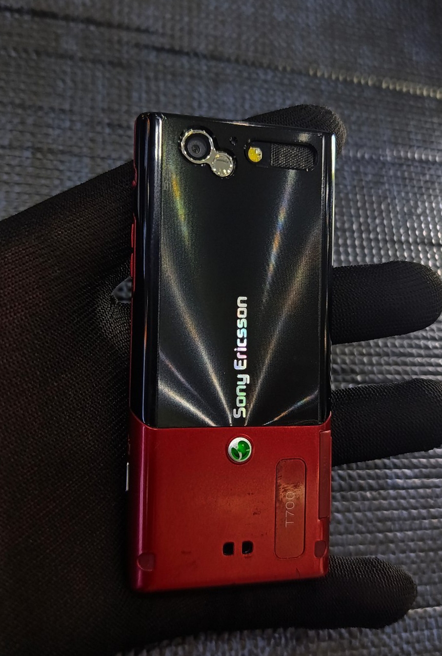 گوشی موبایل سونی اریکسون SONY ERICSSON T700(ریجستر)