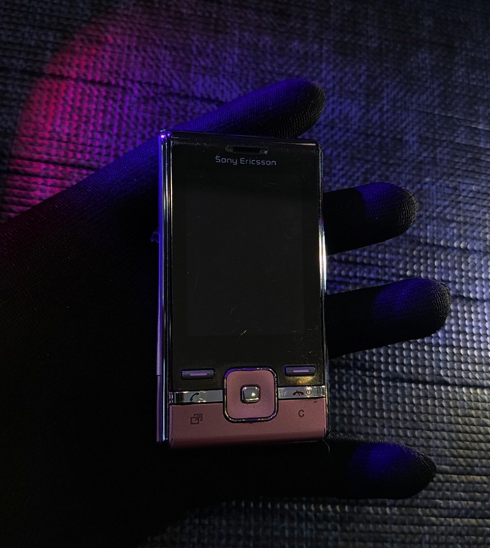 گوشی موبایل سونی اریکسون  SONY ERICSSON  T715(ریجستر)