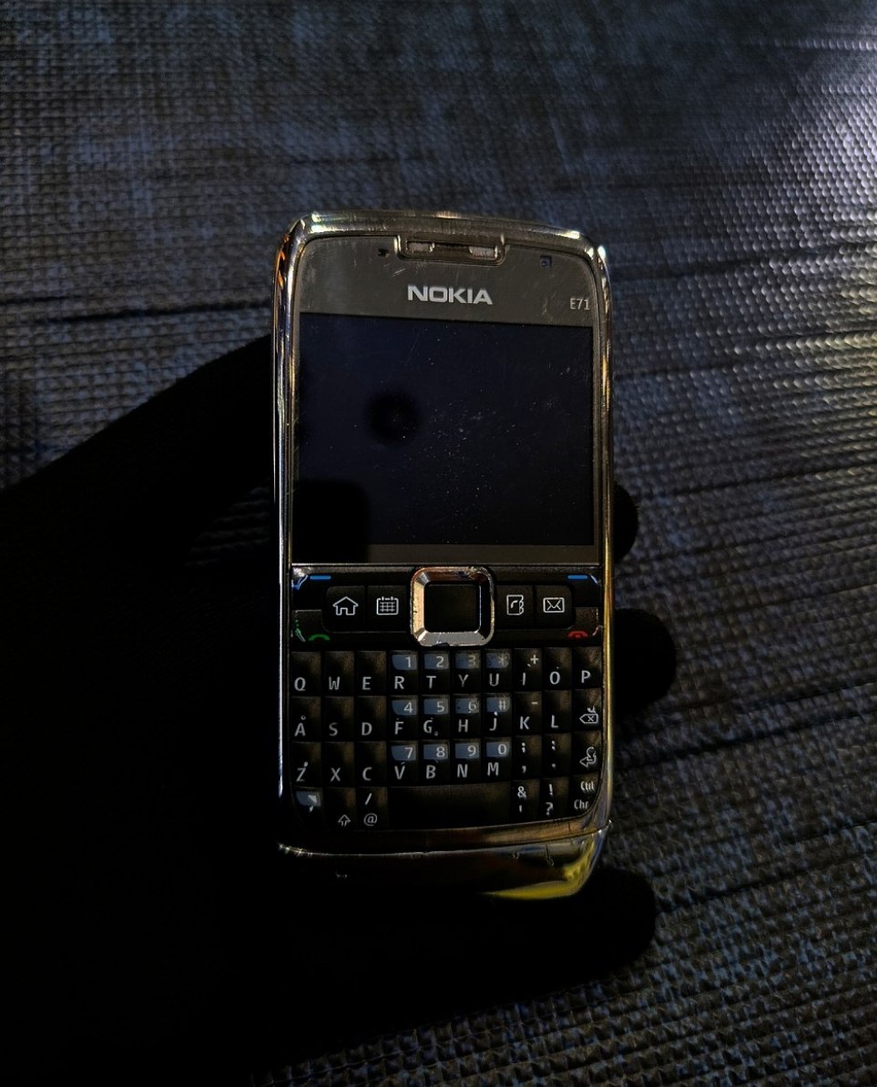 گوشی موبایل نوکیا (ریجسترشده) -NOKIA   E71
