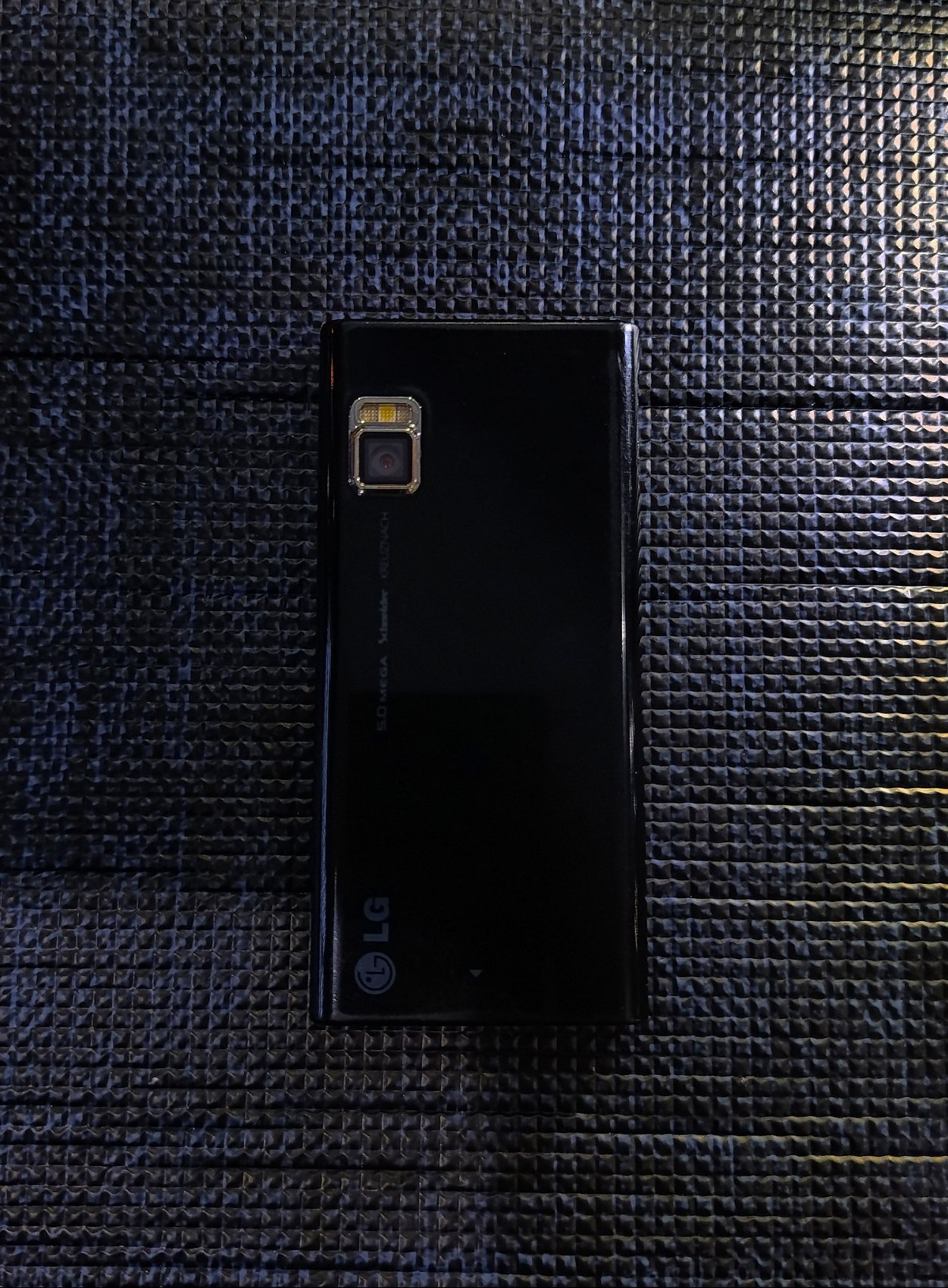 گوشی موبایل ال جی  (ریجسترشده)  LG   Chocolate BL20